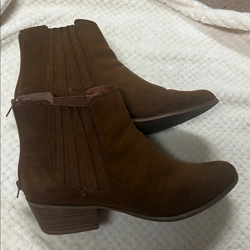 Esprit Trissa Suede Brown Ankle Boots Size 10